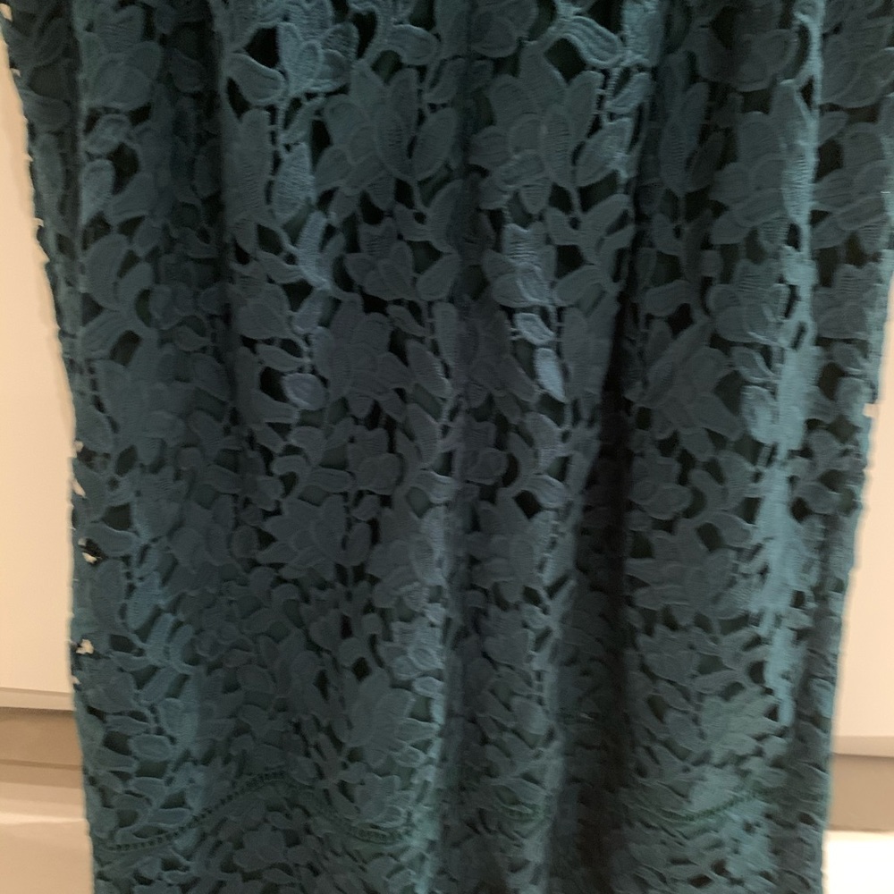 Dress - Picture 6 of 7